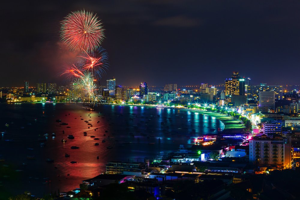 Lễ hội Pháo hoa Quốc tế Pattaya: Bữa Tiệc Ánh Sáng Trên Biển