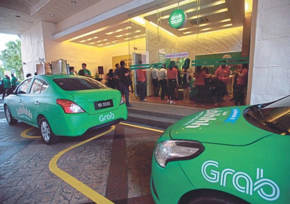 Grab/ Taxi Truyền Thống 