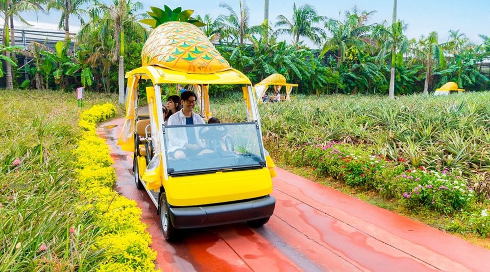 สวนสับปะรดนาโกะ (Nago Pineapple Park)