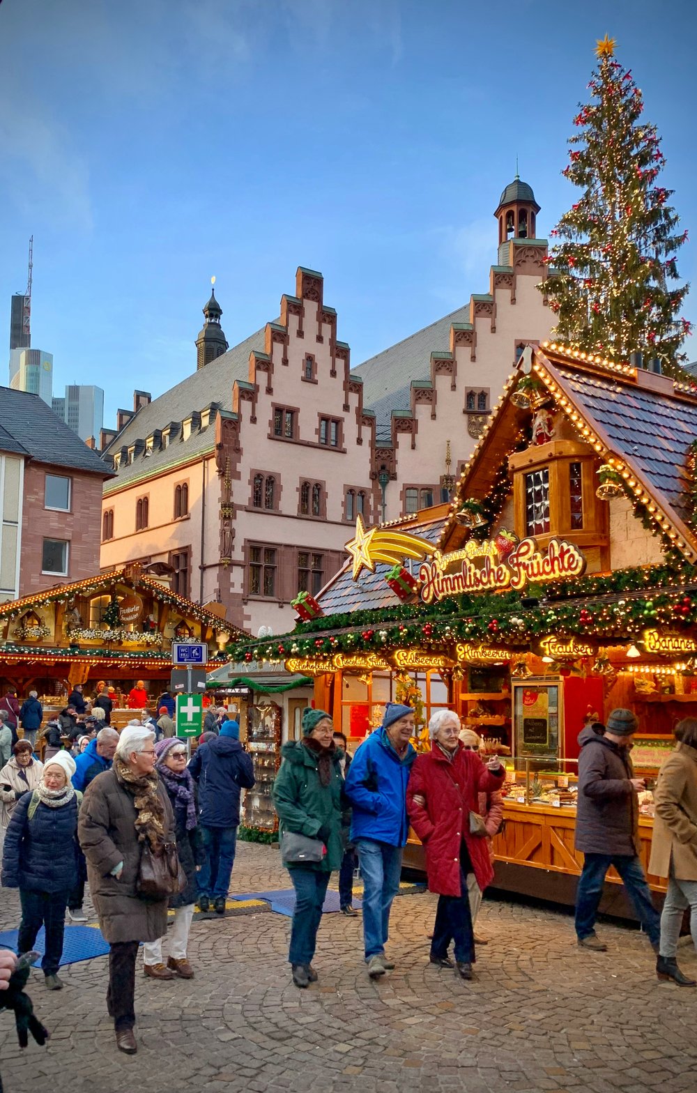 frankfurt christmas market - romerberg square