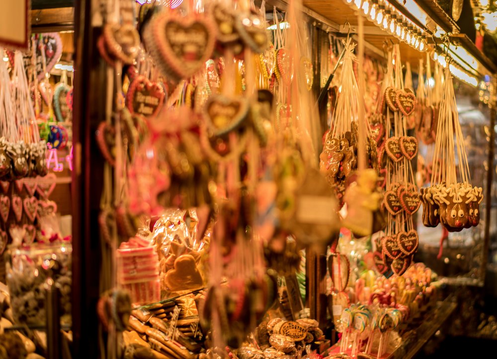 souvenirs at frankfurt christmas market