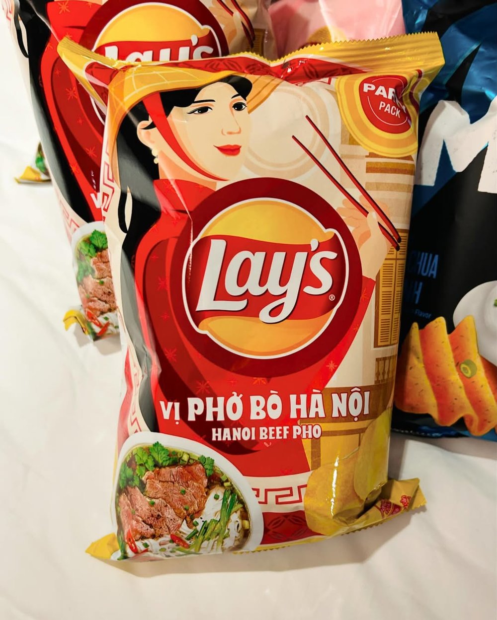 ベトナム　お土産  ベトナム限定フレーバーのポテトチップス