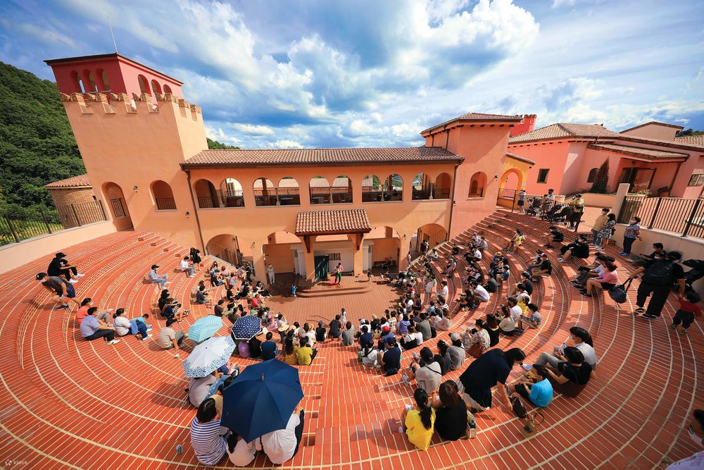 Biểu Diễn Nghệ Thuật Đường Phố Và Văn Hóa