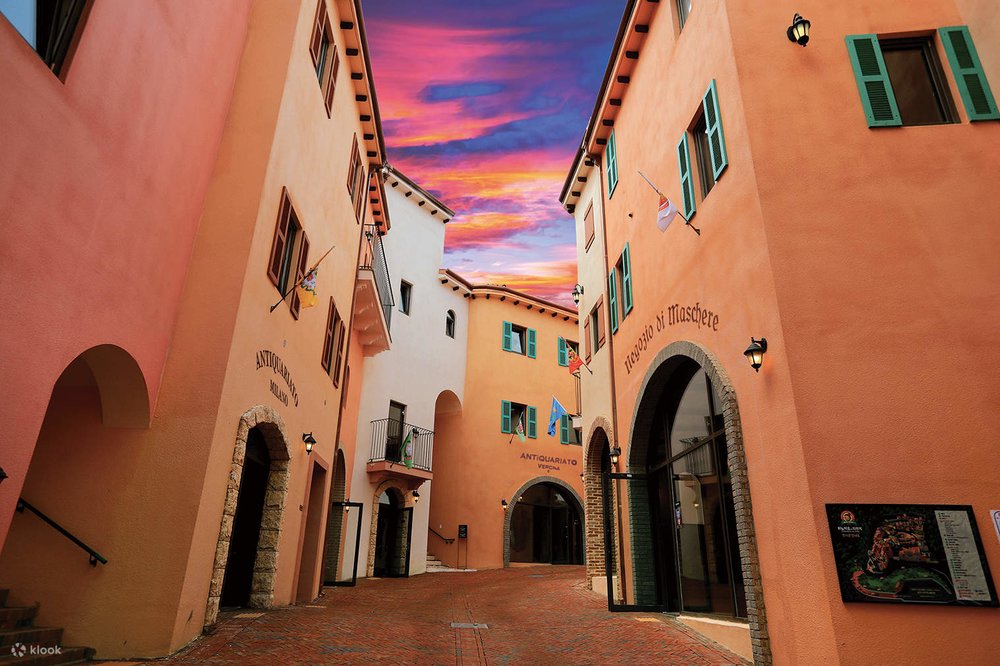 Khu Ăn Uống Trung Tâm - Đơn Giản Nhưng Đủ Vị