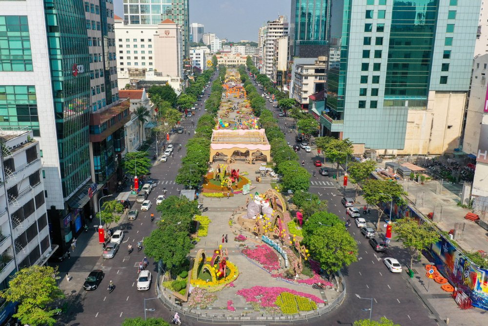 Phố đi bộ Nguyễn Huệ