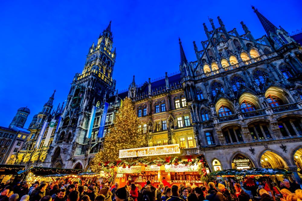 Christmas at the Marienplatz Plaza
