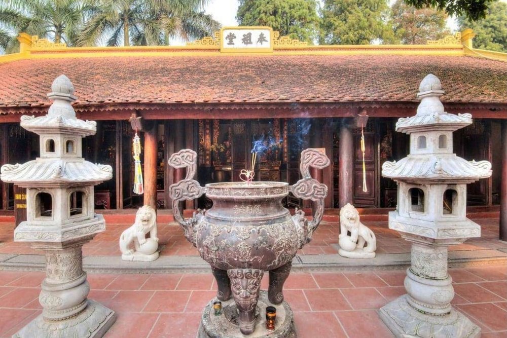 Giờ Mở Cửa Chùa Trấn Quốc Tham Khảo