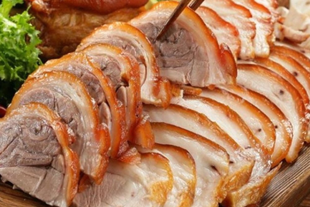 Lợn Cắp Nách Quay Giòn Bì