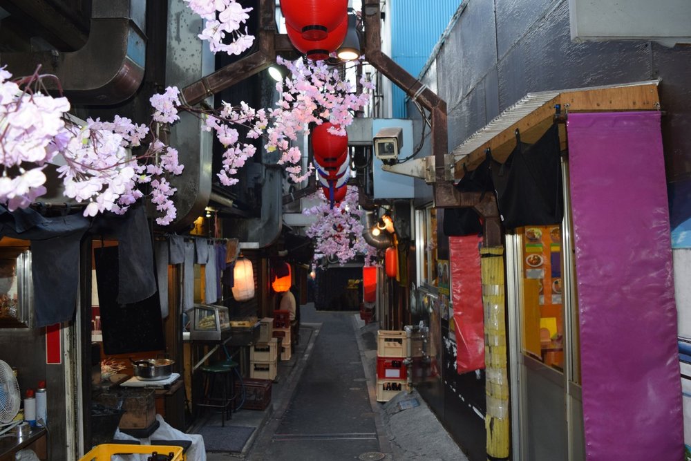 Harmonica Yokocho (Kichijoji) – Hẻm Ăn Uống Hoài Cổ Giữa Lòng Thành Phố Hiện Đại