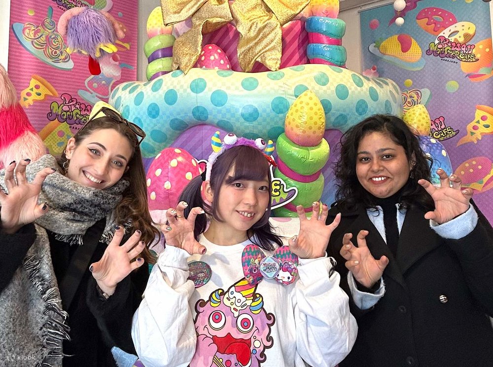 Harajuku – Khu Phố Thời Trang, Ăn Đêm Dành Cho Giới Trẻ