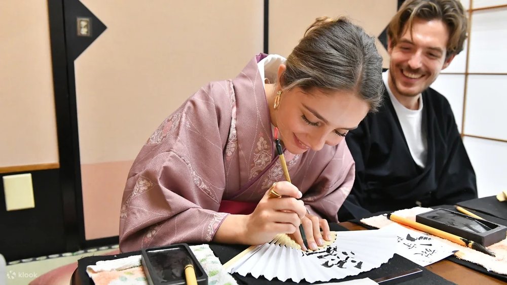 Trải Nghiệm Thư Pháp Nhật Bản (Tokyo, Osaka)
