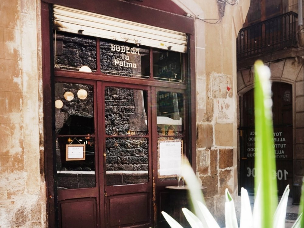 front of bodega la palma restaurant