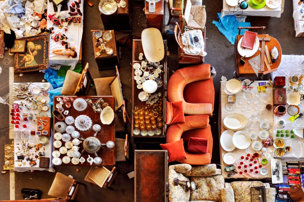 paris flea market stalls
