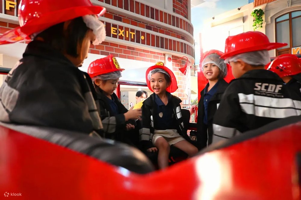 Kidzania Singapore Fire Fighters