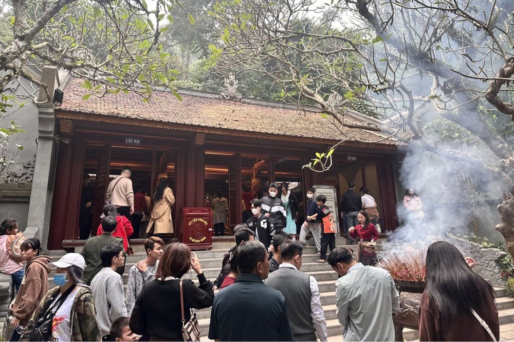 Gợi Ý Trang Phục Đi Viếng Đền Hùng Phú Thọ