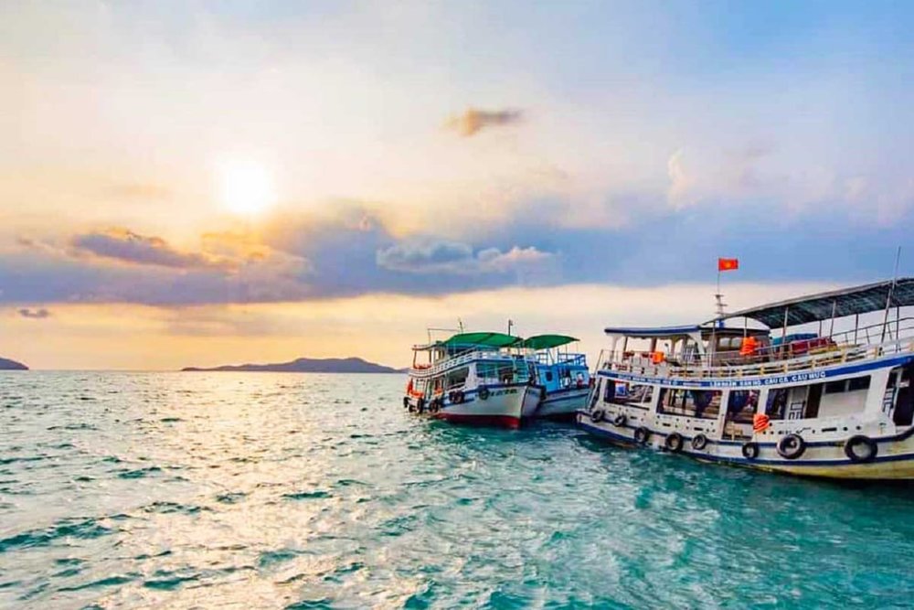 Đi Đảo Nam Du Từ TP.HCM Bằng Gì? Gợi Ý Các Phương Tiện Phổ Biến & Tiện Lợi Nhất
