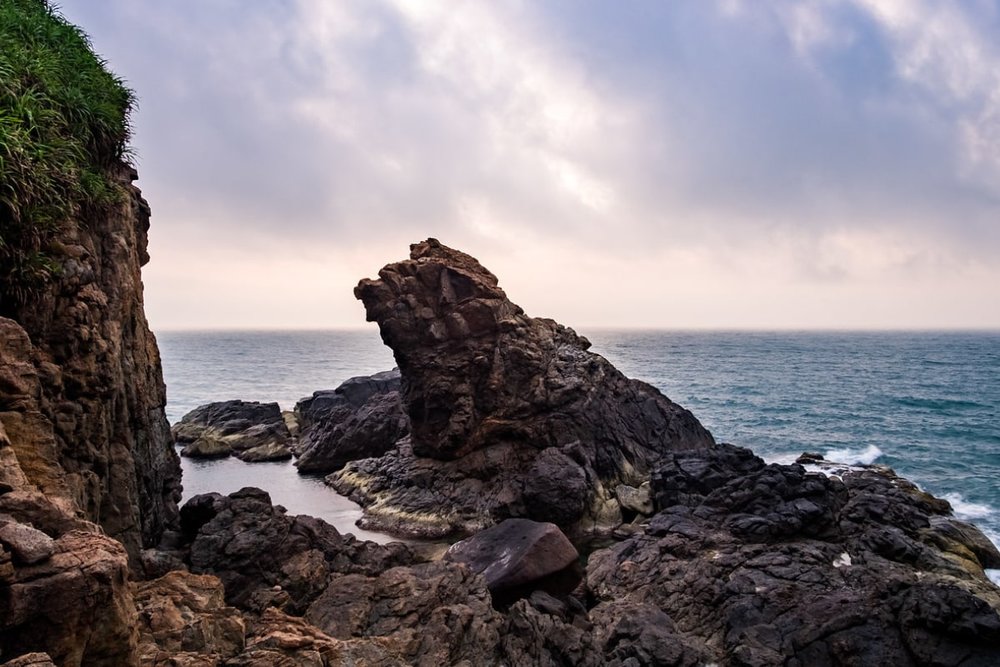 Đón Ánh Nắng Đầu Tiên Tại Mũi Nghê Sơn Trà Đà Nẵng