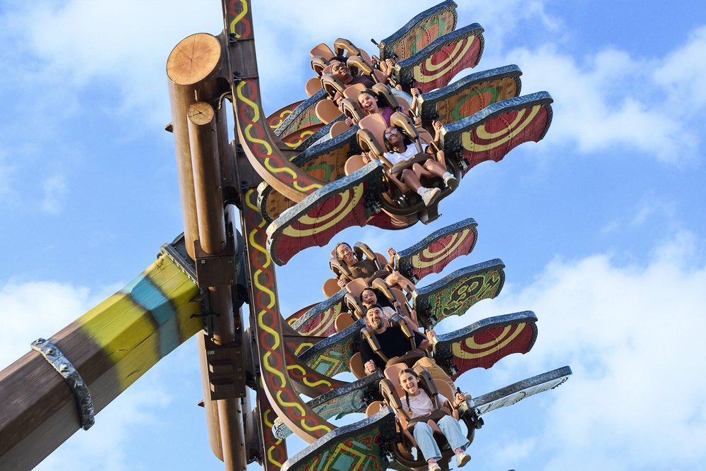 Epic Universe Dragon Racers Rally