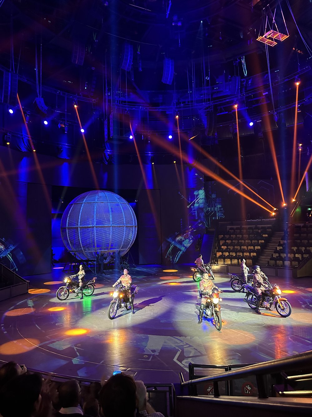 Shanghai Itinerary - ERA Intersection of Time Acrobatics Show