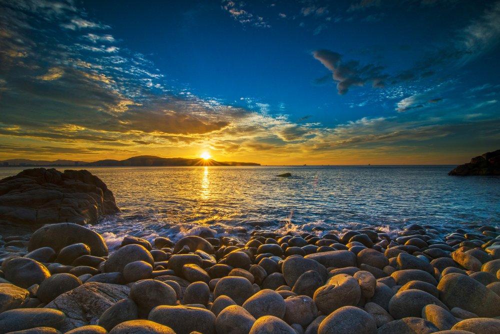 Ngày 1: Đón Bình Minh Quy Nhơn, Khám Phá Eo Gió - Kỳ Co