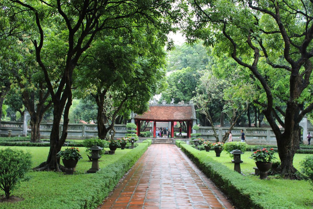 Dấu Ấn Lịch Sử & Tinh Hoa Văn Hóa