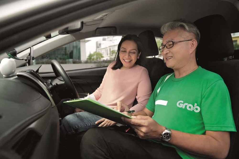 Ưu Điểm Khi Đi Universal Studios Singapore Bằng Grab Và Taxi