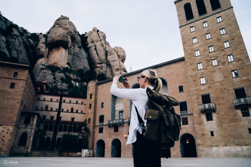 Taking pictures in Montserrat