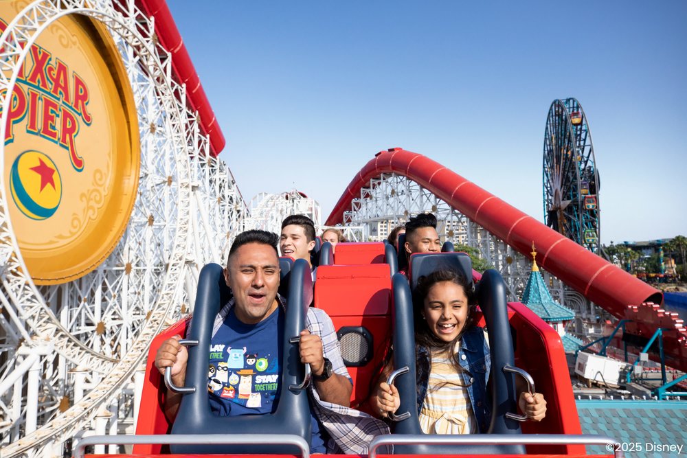 Disneyland vs California Adventure - Disneyland Resort in California Theme Park Pixar Pier Incredicoaster