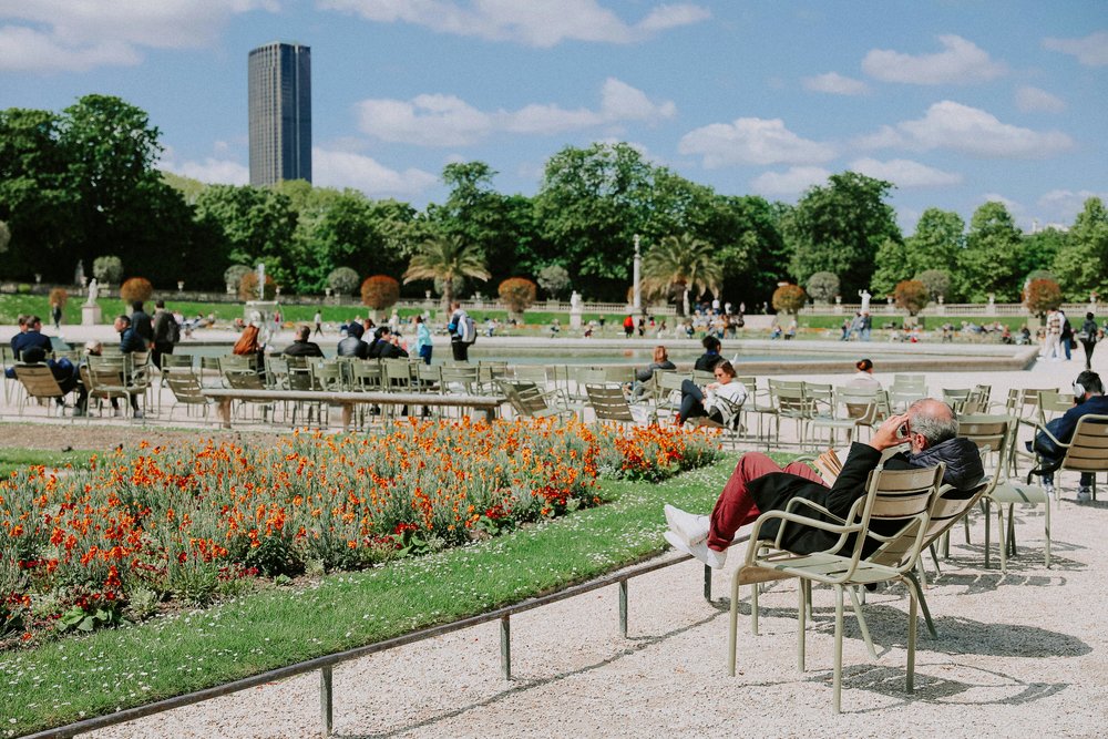 people at luxembourg garden