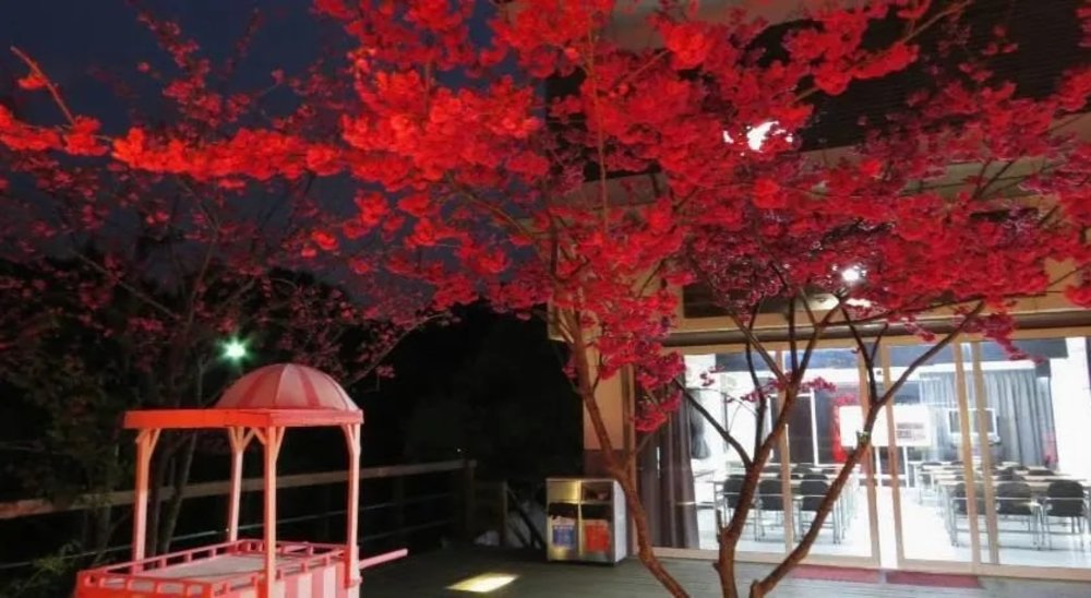 Sanyi Sakura Resort