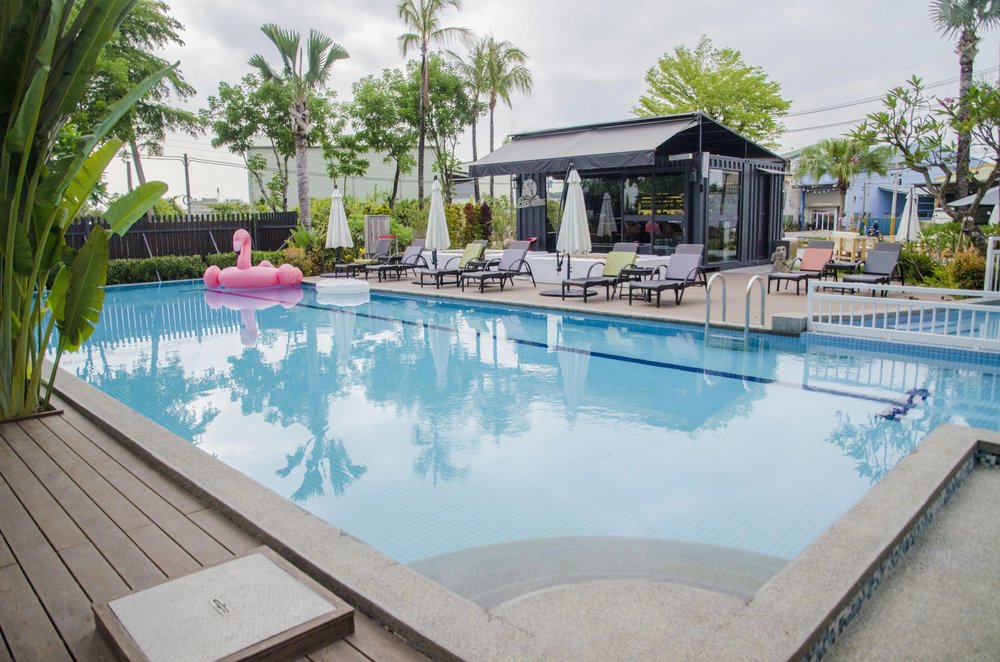 全台親子飯店 南科贊美酒店-戶外游泳池