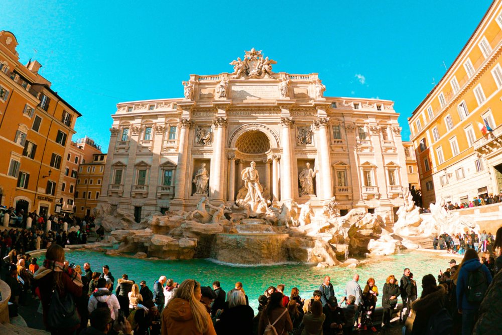 trevi fountain