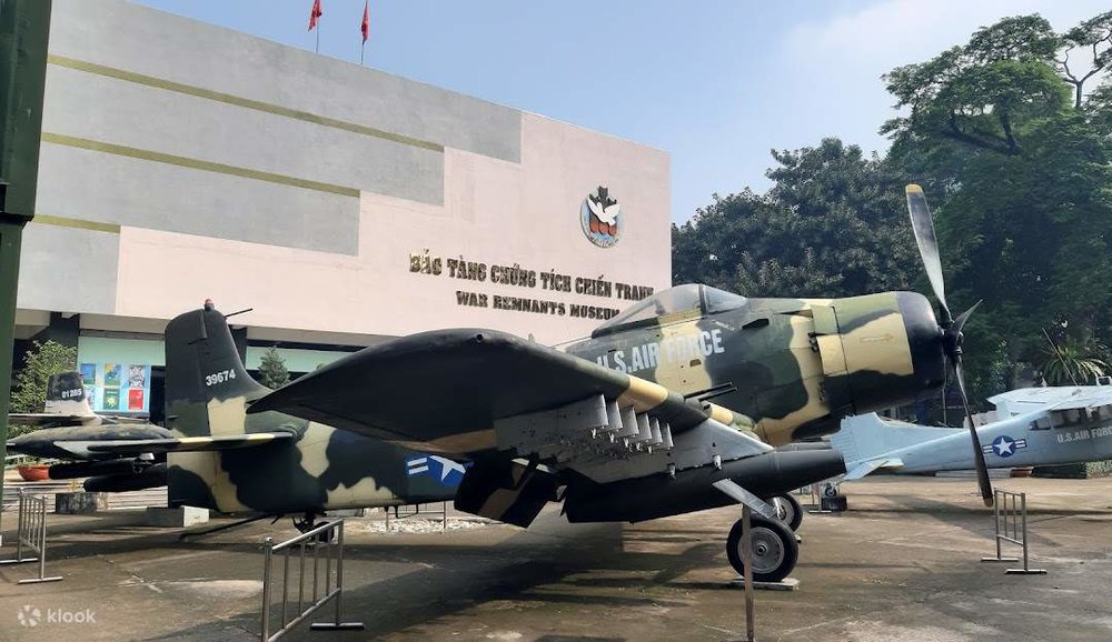 Close up of U.S. Air Force aircraft on display