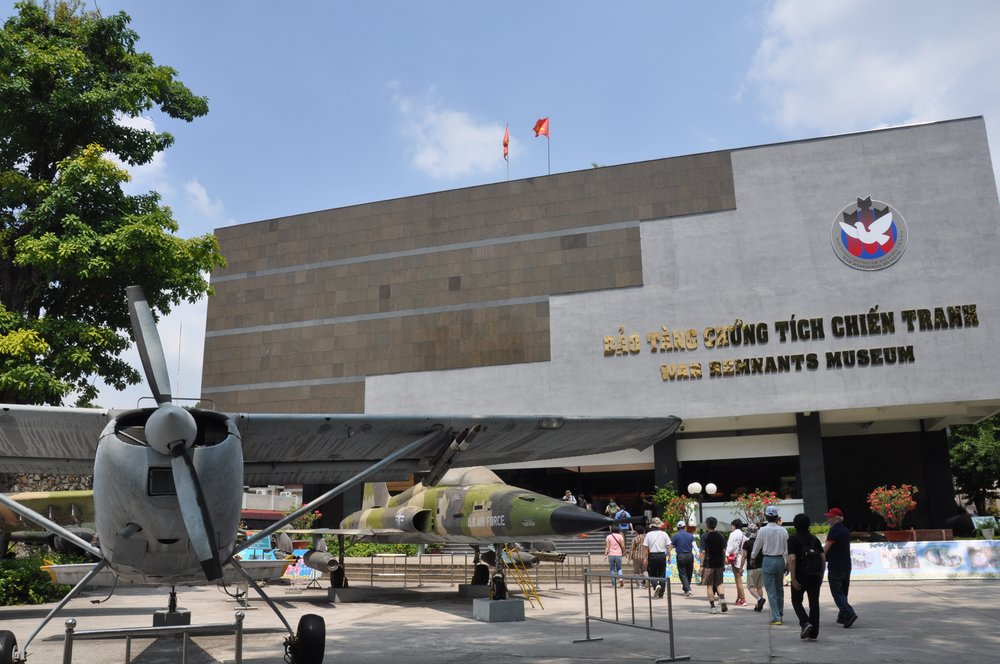 war remnants museum vietnam