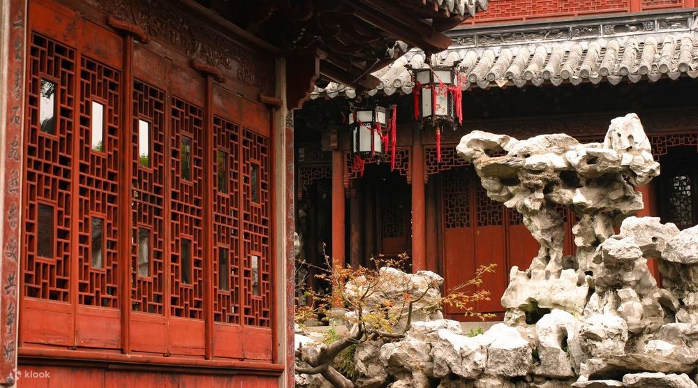 Thành Hoàng Miếu Kết Hợp Vườn Dự Viên