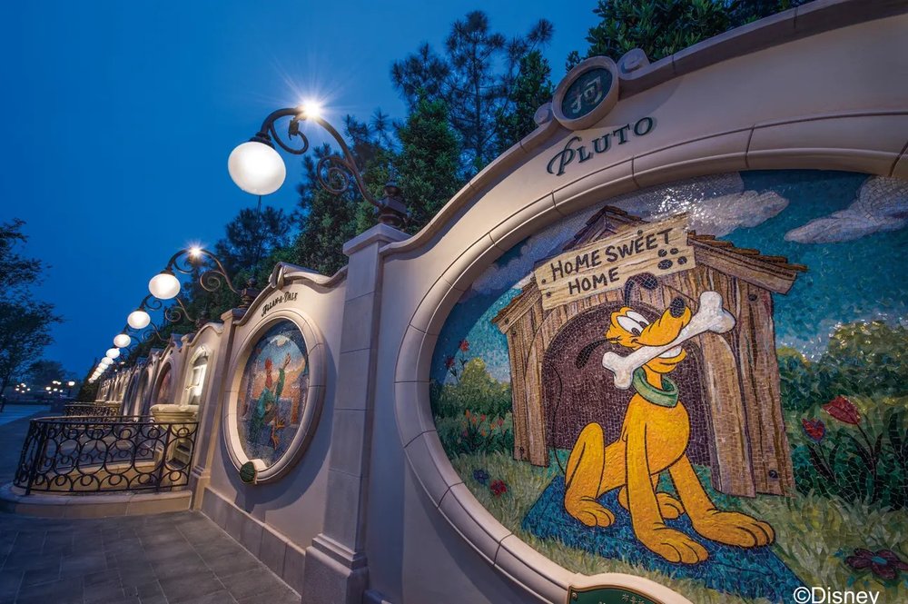 Parade Và Show Pháo Hoa Buổi Tối