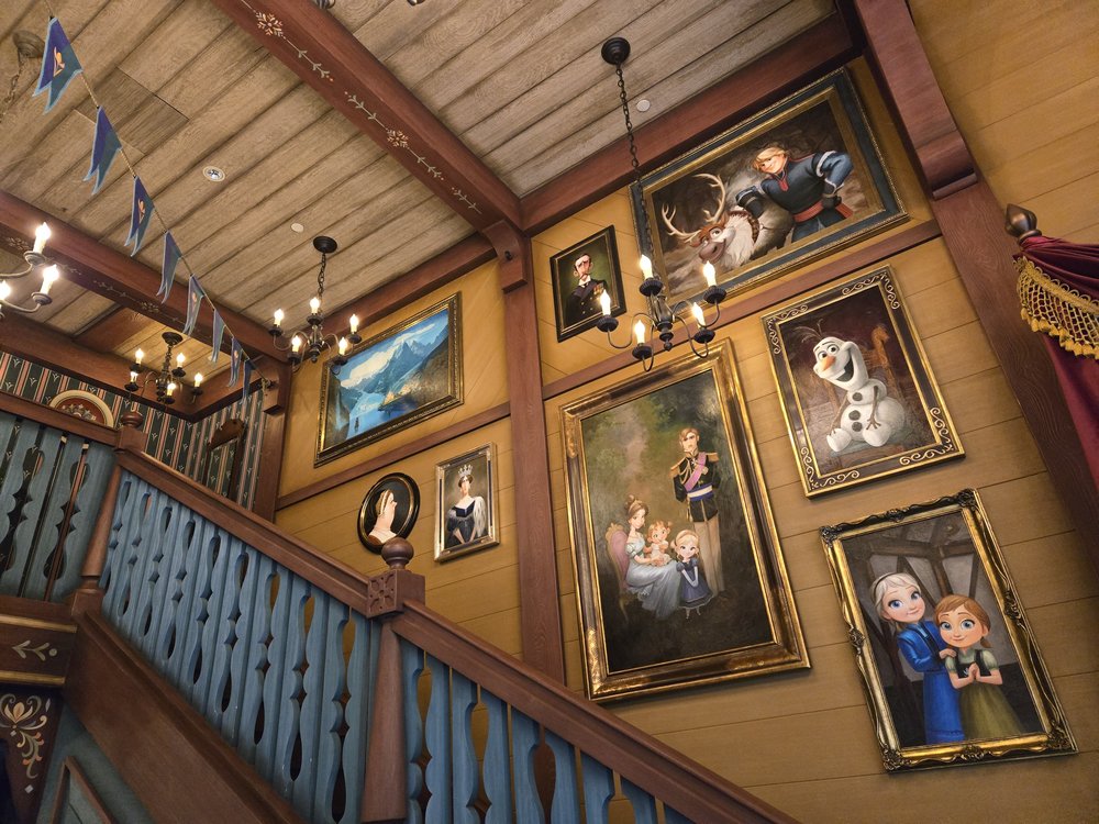 39 香港ディズニー クロッカスイン