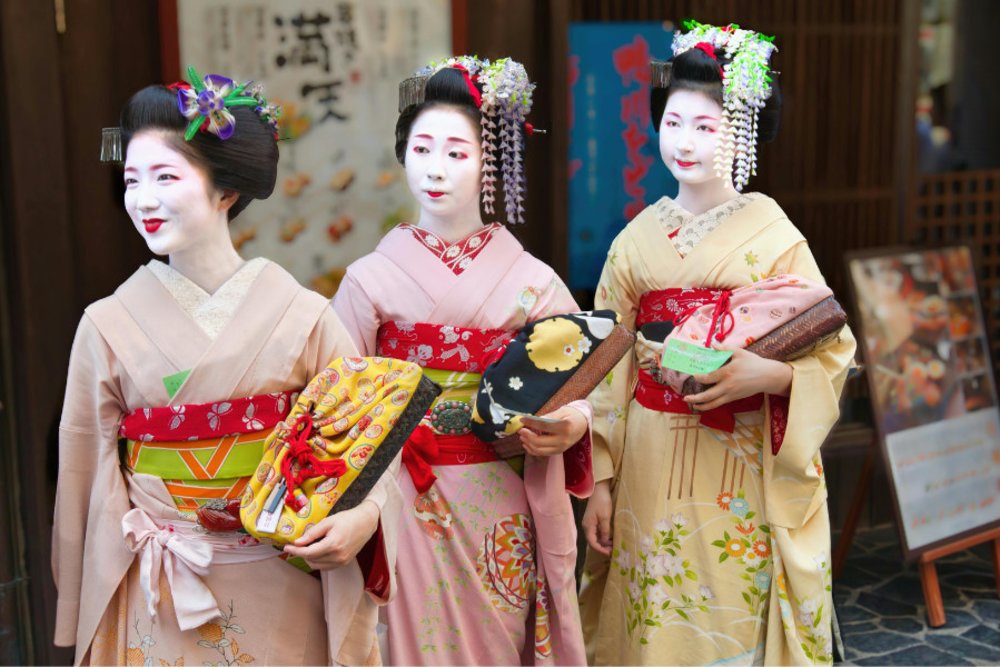 Traditional japanese geishas in Kyoto, Japan