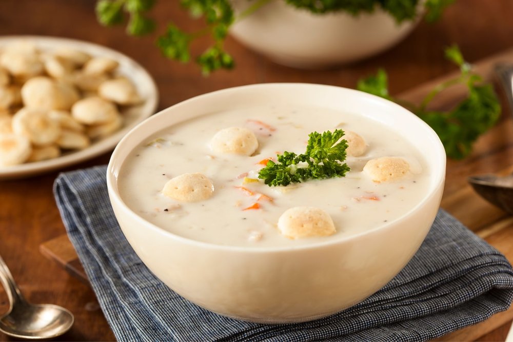 Clam Chowder – Súp Sò Ấm Bụng Bên Bờ Biển