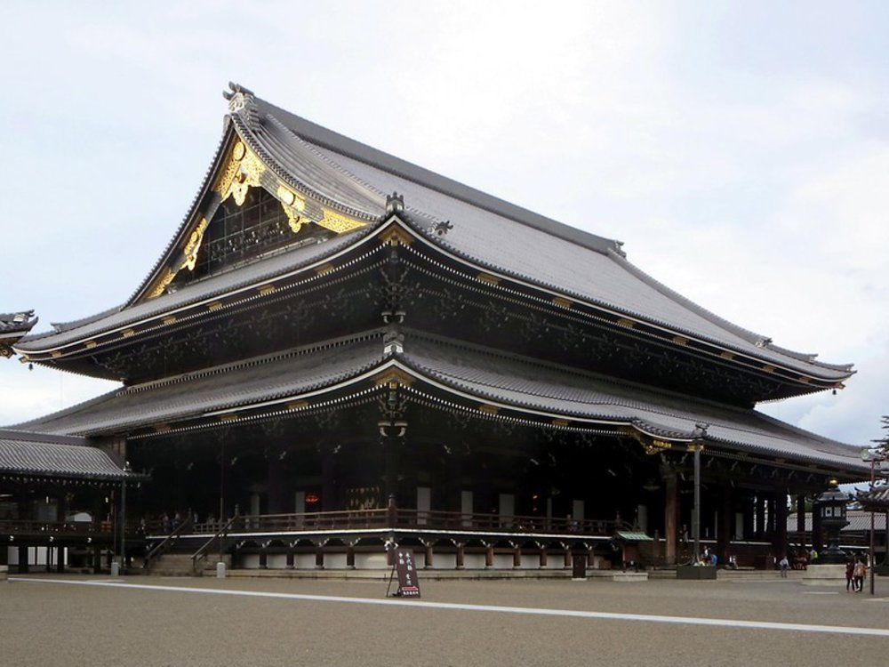 Higashi Hongan-ji Temple