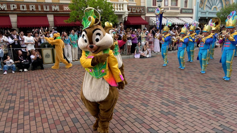 香港ディズニーランド・リゾート20周年の初日へ! チップ パレード