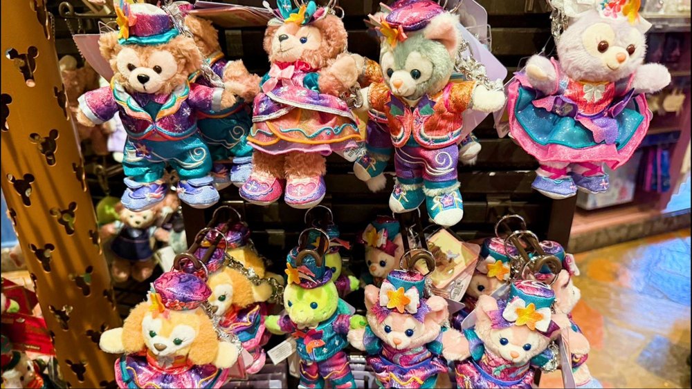 香港ディズニーランド・リゾート20周年の初日へ! ダッフィー&フレンズ ぬいぐるみキーチェーン
