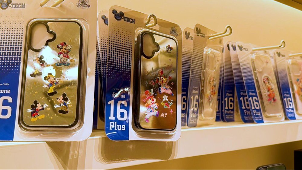 香港ディズニーランド・リゾート20周年の初日へ! スマホケース