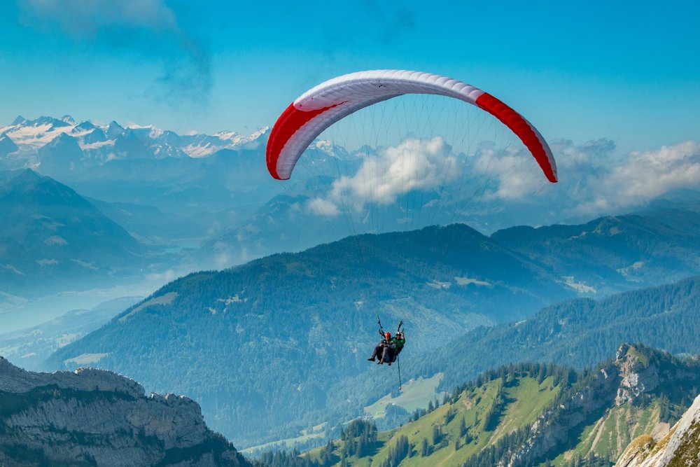 Sống Lại "Trò Chơi Vương Quyền" Trên Núi Pilatus 