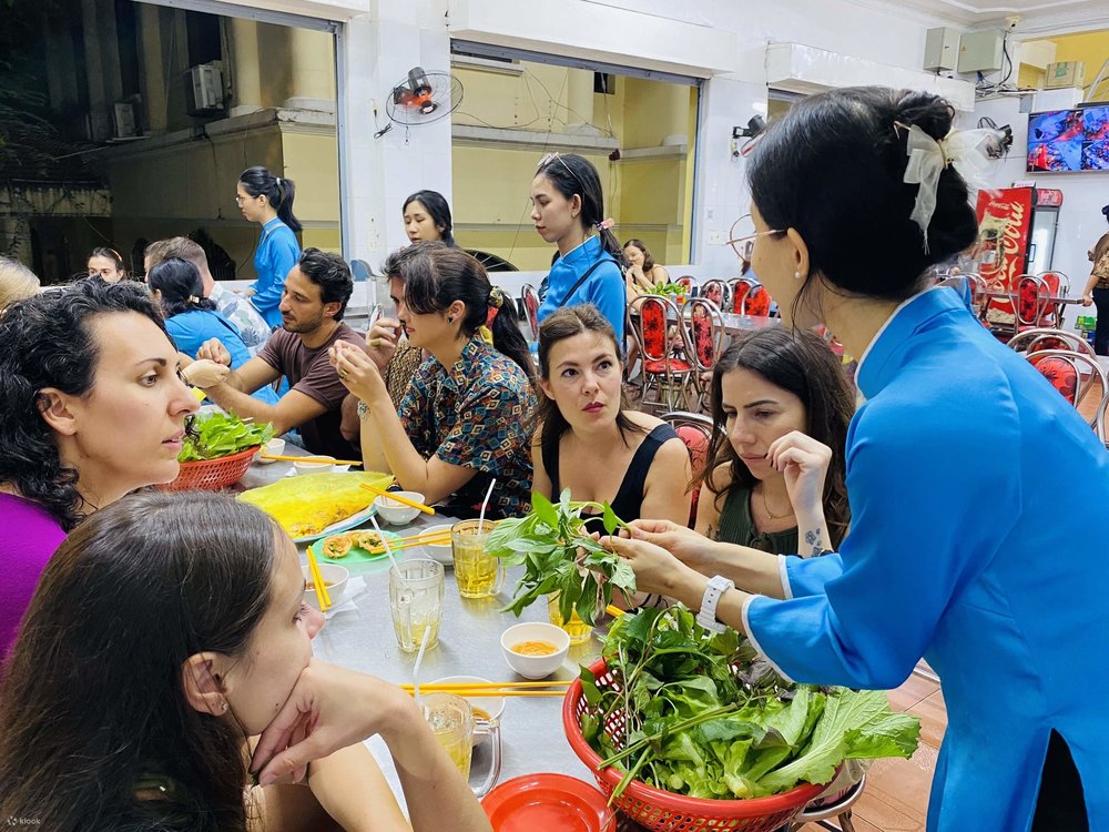 Learn to eat like a local at ho chi minh