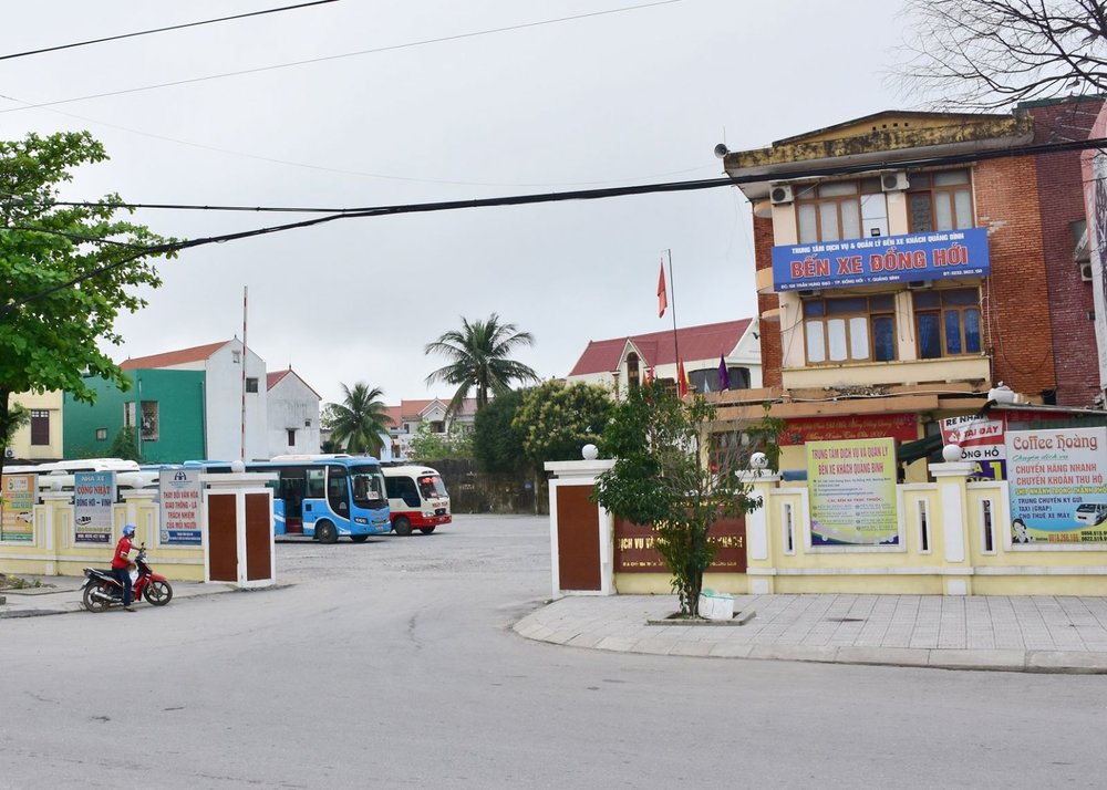 Xe khách hoặc Limousine 