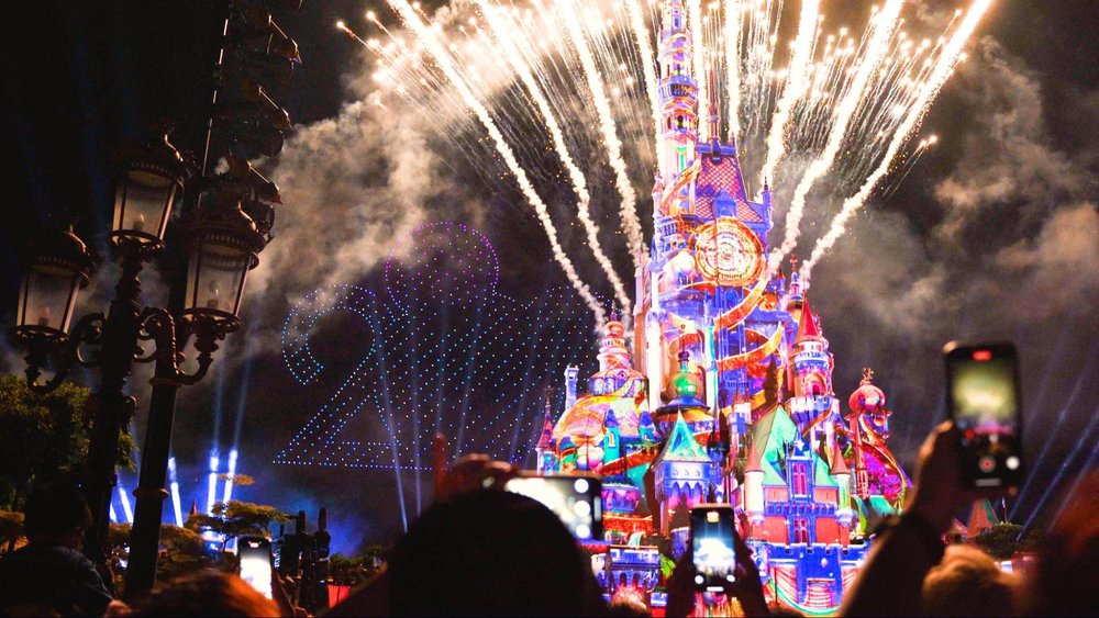 2025年最新の香港ディズニーランドに関するQ&A！　お城　花火　夜