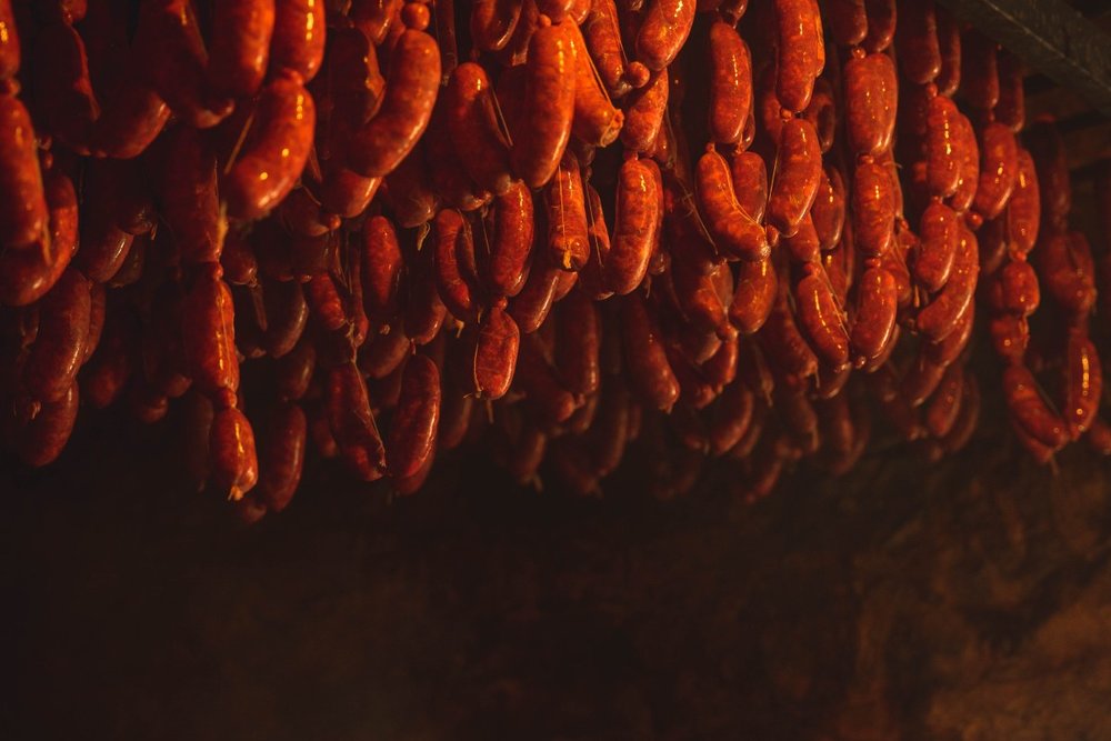  Lạp Xưởng Gác Bếp Sơn La – Món Ăn Ấm Áp Ngày Đông