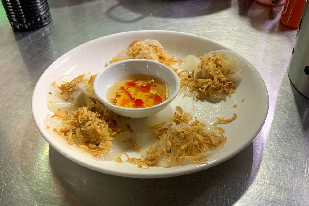  Bánh Bao Bánh Vạc – “Hoa Hồng Trắng” Giữa Phố Cổ Hội An