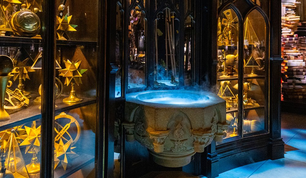 鄧不利多辦公室的儲思盆